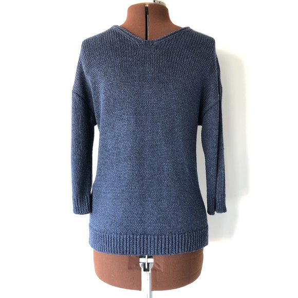 Blue V-neck Pullover Sweater - Picture 5 of 8